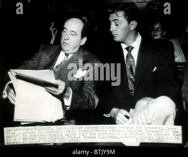 Attorney JERRY GEISLER with client ROBERT MITCHUM during the notorious narcotics incident, 1948' Stock Photo