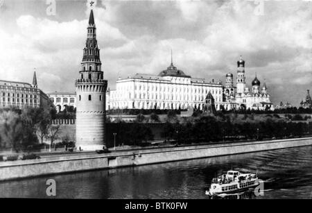Kremlin, Moscow. Sprawling headquarters of the Russian goverment shot from the Moskva River, May, 1957 Stock Photo