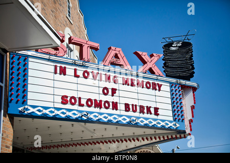 Marquee outside the STAX museum, Memphis, TN, commemorating Solomon Burke, American singer-songwriter who died 10th October 2010 Stock Photo