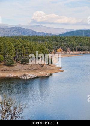 Puentes Viejas reservoir, Las Gariñas (Buitrago de Lozoya) Stock Photo