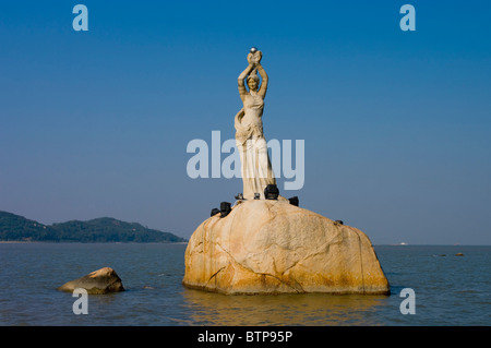 Asia, China, Guangdong, Zhuhai Fisher Girl Statue Stock Photo