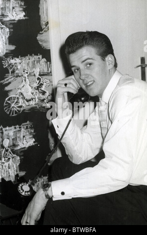 VINCE EAGER - UK rock singer at his London home in 1958 Stock Photo