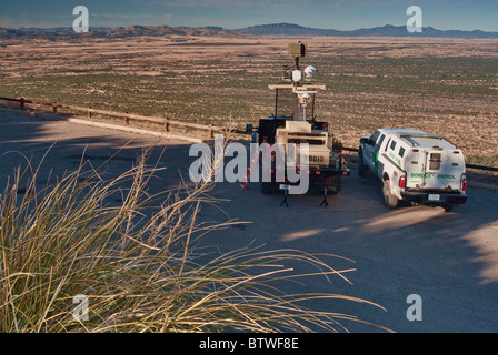 Border Patrol unmanned vehicle with infrared sensors to detect illegal aliens and drug smugglers at Montezuma Pass, Arizona, USA Stock Photo
