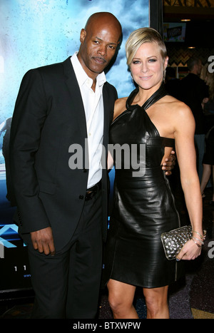 KEENEN IVORY WAYANS BRITTANY DANIEL SKYLINE WORLD PREMIERE DOWNTOWN LOS ANGELES CALIFORNIA USA 09 November 2010 Stock Photo