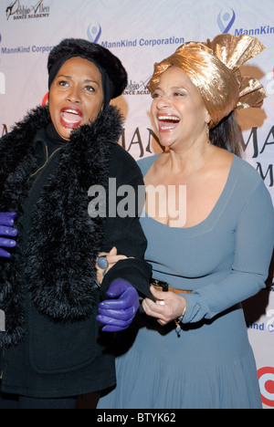 Debbie Allen Dance Academy's Annual Fundraiser on Opening Night of Oman…O Man! Stock Photo