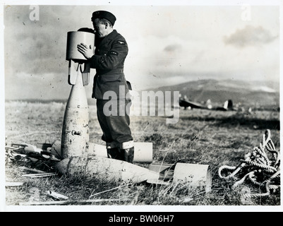 RAF Technician prepares bomb for Blenheim Bombers in Greece for fighting Italian Forces in Albania Stock Photo