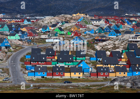 Colourful houses at the town Ilulissat / Jakobshavn, Disko-Bay, Greenland Stock Photo