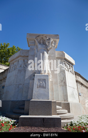 War Memorial in the vacinity of the Palais des Papes, Avignon, Vaucluse, France. Stock Photo