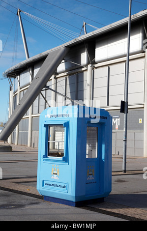 Programme booth at Manchester City Football Club UK Stock Photo - Alamy