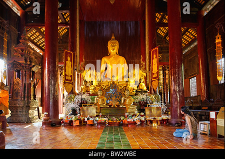 Buddha, Wat Phan Tao, Chiang Mai Stock Photo