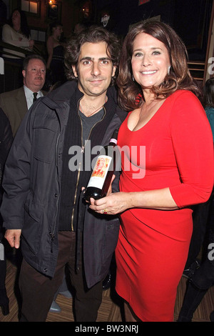 Lorraine Bracco Hosts BRACCO WINES Launch Party Stock Photo - Alamy