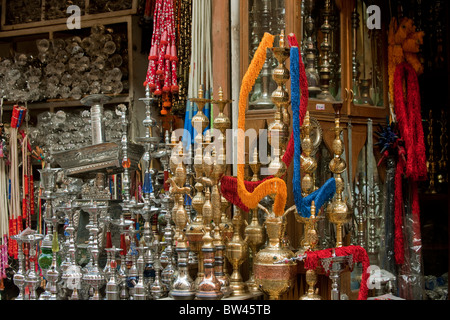Aegypten, Kairo, Sharia Muizz il Din Allah, Geschäft für Wasserpfeifen Stock Photo