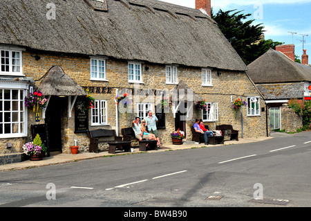 three horseshoes public house burton bradstock dorset Stock Photo