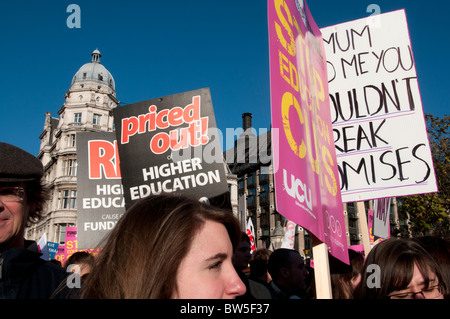 Students and lecturers demonstrate against proposed increase in tuition fees. November 10th 2010 Stock Photo