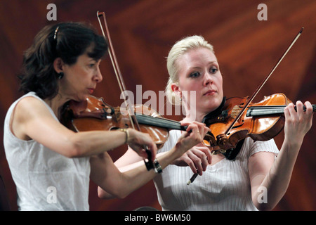 Boston Landmarks Orchestra performs at the Hatch Shell in Boston, Massachusetts Stock Photo