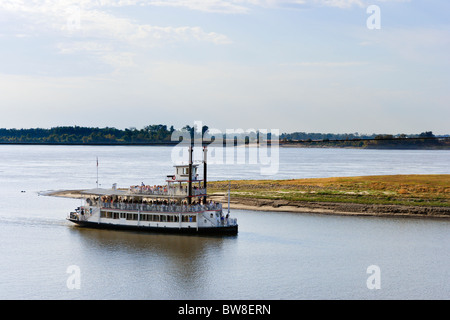 Riverboat on the MIssissippi River, Memphis, Tennessee, USA Stock Photo