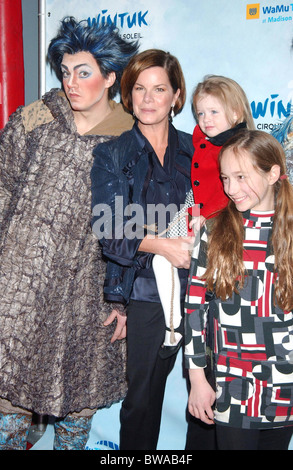 Opening Night of WINTUK by Cirque du Soleil Stock Photo - Alamy