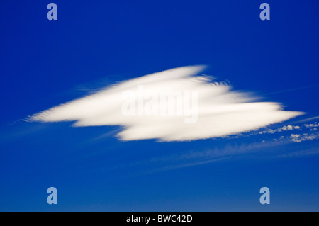 Single cloud in New Mexico sky Stock Photo