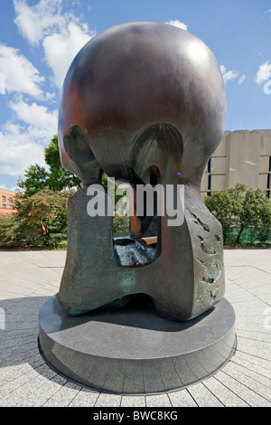 Nuclear Energy, bronze sculpture by Henry Moore, campus of the University of Chicago, site of the world's first nuclear reactor. Stock Photo