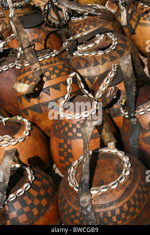 omo turmi souvenirs gourds afer