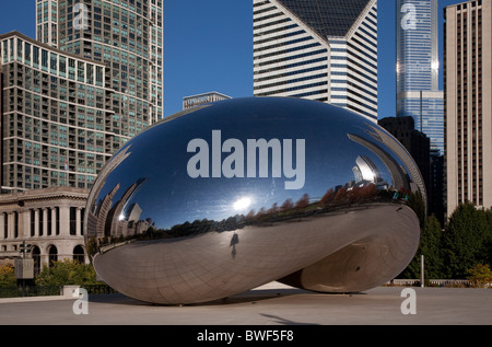 The cloud gate cloudgate or bean sculpture by atrist Anish Kapoor AT&T Plaza in Millennium Park within the Loop area of Chicago Stock Photo