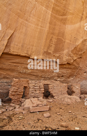 HOUSE OF MANY HANDS, about 1500 years old ruins of Native American Indians, Mystery Valley, Arizona, USA Stock Photo