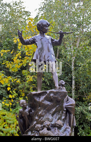 Peter Pan Statue in Hyde Park London Stock Photo