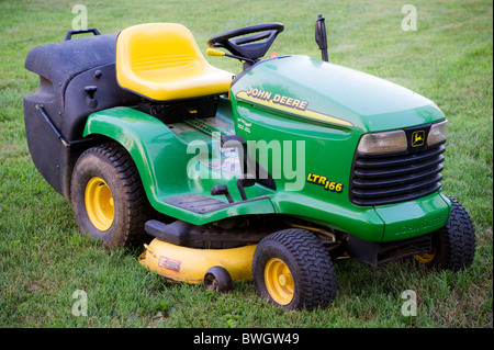 John Deere LTR166 Lawn mower Stock Photo