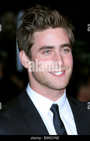 OLIVER JACKSON COHEN FASTER CBS FILMS PREMIERE HOLLYWOOD LOS ANGELES CALIFORNIA USA 22 November 2010 Stock Photo