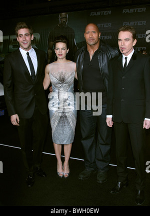 OLIVER JACKSON COHEN CARLA GUGINO DWAYNE JOHNSON AKA THE ROCK BILLY BOB THORNTON FASTER CBS FILMS PREMIERE HOLLYWOOD LOS AN Stock Photo