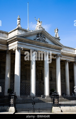 Ireland County Dublin Dublin City The 18th Century Bank Of Ireland building in College Green Stock Photo