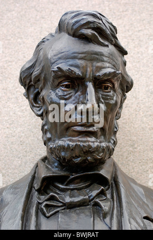 Bust Of Abraham Lincoln Stock Photo - Alamy