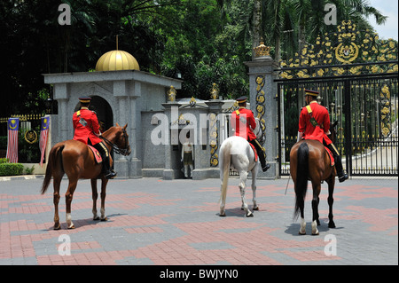 Mounted soldiers changing guard at the Istana Negara, (National Palace) Kuala Lumpur, Malaysia, Asia Stock Photo