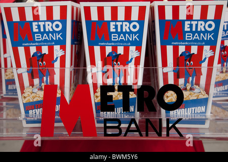 Metro Bank, Britain's first new high street bank in over 100 years opens in Earl's Court, London, UK Stock Photo