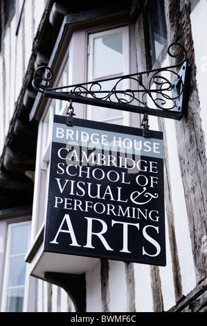 cambridge school of visual and performing arts acceptance rate