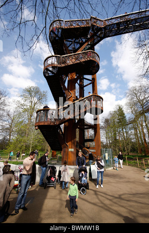 Stairs up to the The Rhizotron and Xstrata Treetop Walkway at Kew Gardens in London Stock Photo