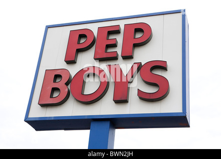 Pep Boys auto store sign Stock Photo: 80320357 - Alamy