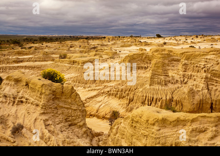 Eroded shapes of the Walls of China, Lake Mungo in south west New South Wales Stock Photo