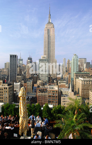 USA America United States North America New York Roof Top Bar Rooftop Bar 230 Fifth 5th Avenue Manhattan vie Stock Photo