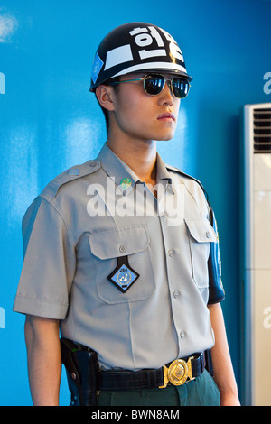 ROK soldier guard UN Command Military Armistice Commission Conference Building DMZ Demilitarized Zone, South Korea. JMH3840 Stock Photo