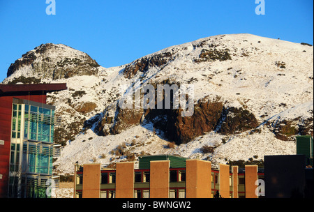 Arthur's Seat in snow as seen from Pollock Halls Edinburgh University Stock Photo