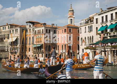 ITALY Veneto Venice Participants in Regatta Storico historical annual gondola regatta on Grand Canal wearing traditional costume Stock Photo