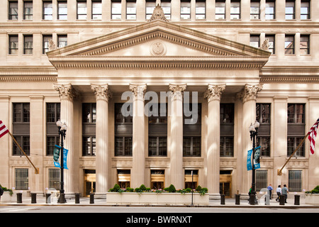 Federal Reserve Bank of Chicago Stock Photo - Alamy