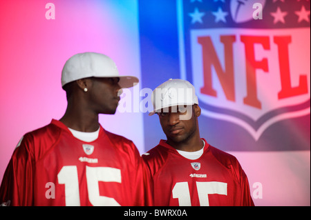 Clad in San Francisco 49er Wide Receiver Michael Crabtree jersey's, UK street dance group Flawless perform at the NFL rally at Stock Photo