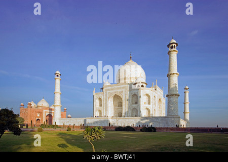 India Uttar Pradesh Agra city Taj Mahal UNESCO World heritage site Asia travel January 2008 architecture tou