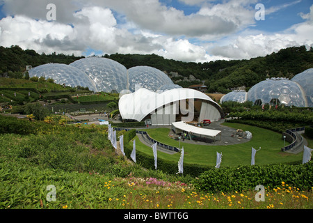 The Bio-domes of the Eden Project, a visitor attraction near St Austell, Cornwall, England, United Kingdom UK Stock Photo