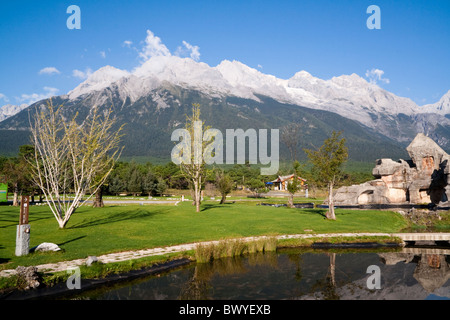 Jade Dragon Snow Mountain (Yulong Xueshan Mountain or Mt Satseto) Stock Photo