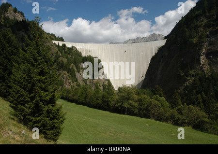 aquatic energy Canton Ticino Diga del Luzzone electricity energy hydroelectric power plant lake mountains p Stock Photo