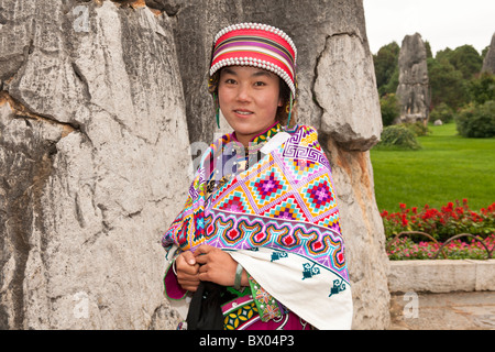Woman from Sani minority, Shilin Stone Forest, Shilin Yi, near Lunan and Kunming, Yunnan Province, China Stock Photo