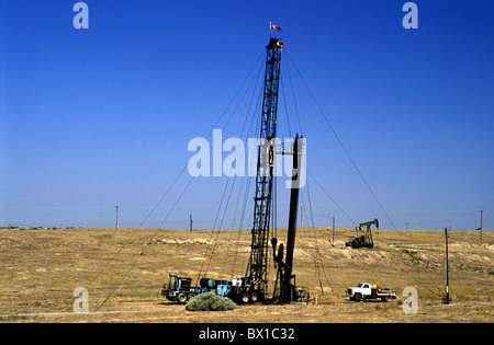California Oil drilling Bakersfield USA America United States oil pipeline drilling Stock Photo